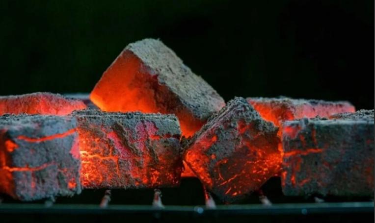 Why low smoke sawdust briquettes are always the best choice